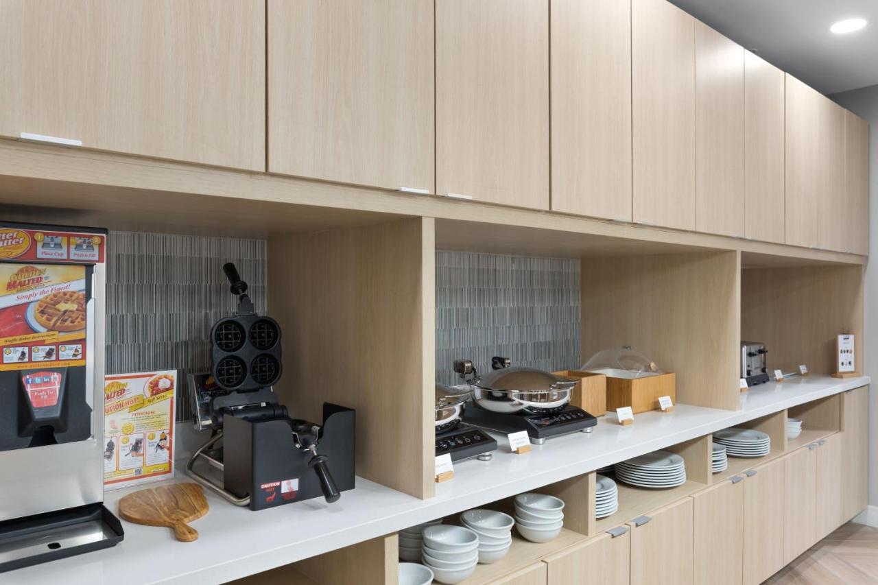 Towneplace Suites By Marriott White Hall Eksteriør bilde